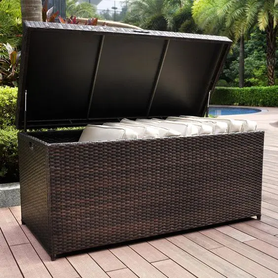 wicker storage chest can be also used as a seating