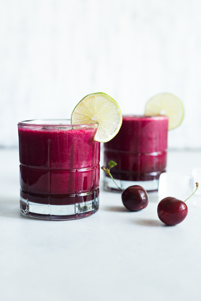 DIY cherry lime red beet smoothie (via healthynibblesandbits.com)