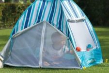 08 blue striped baby tent with windows to open or cover