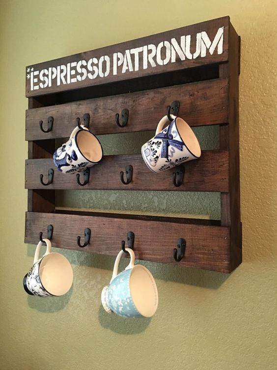 a pallet cup holder inspired by Harry Potter books