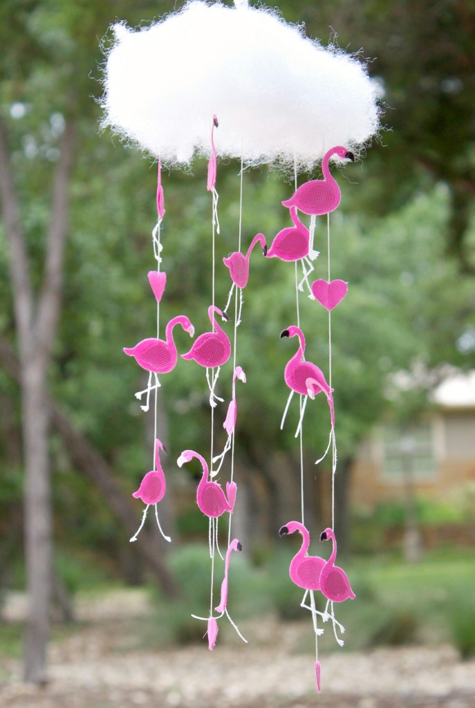 DIY raining flamingos mobile