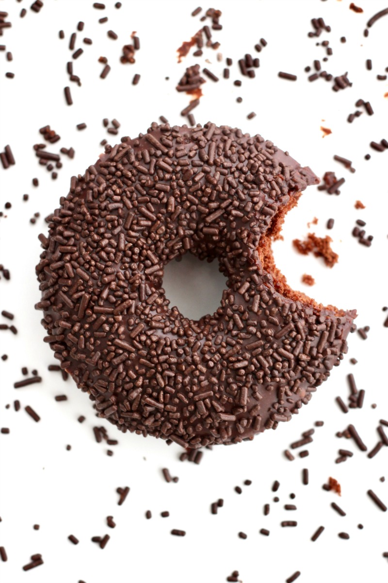 DIY triple chocolate donuts (via thebakermama.com)