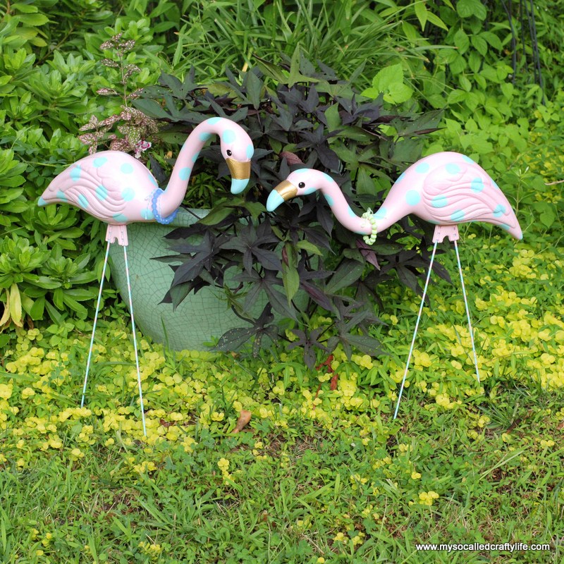DIY polka dot print flamingos