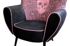 05 black and pink Gothic chair with a skull and pink edges