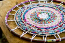 DIY woven hoola hoop yarn rug