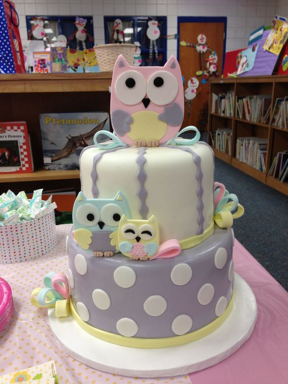 pastel owl baby shower cake for a gender-neutral party