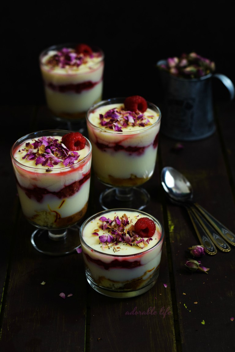 DIY raspberry mini trifles (via nimmiafzal.com)