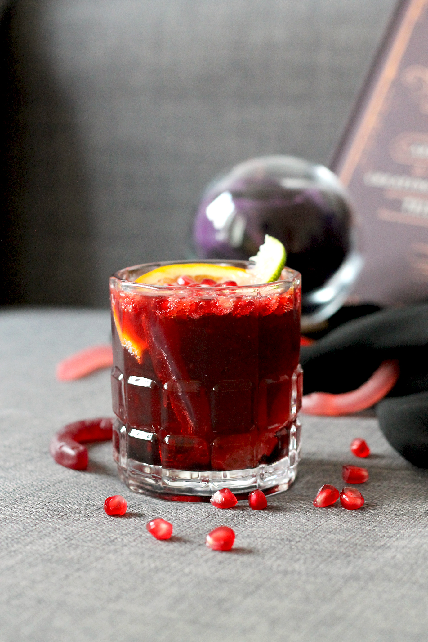 10 Delicious DIY Halloween Cocktails For Adults - Shelterness