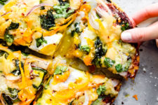 DIY pineapple, bacon and egg pizza