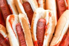 03 Halloween bloody finger hot dogs will frighten even adults