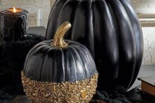 black pumpkins for halloween