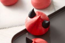 19 devil meringues with chocolate horns will be cute desserts for kids