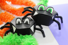 DIY spider candy boxes