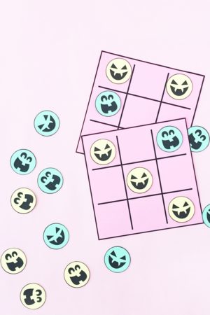 11 Creative DIY Halloween Games For Kids - Shelterness