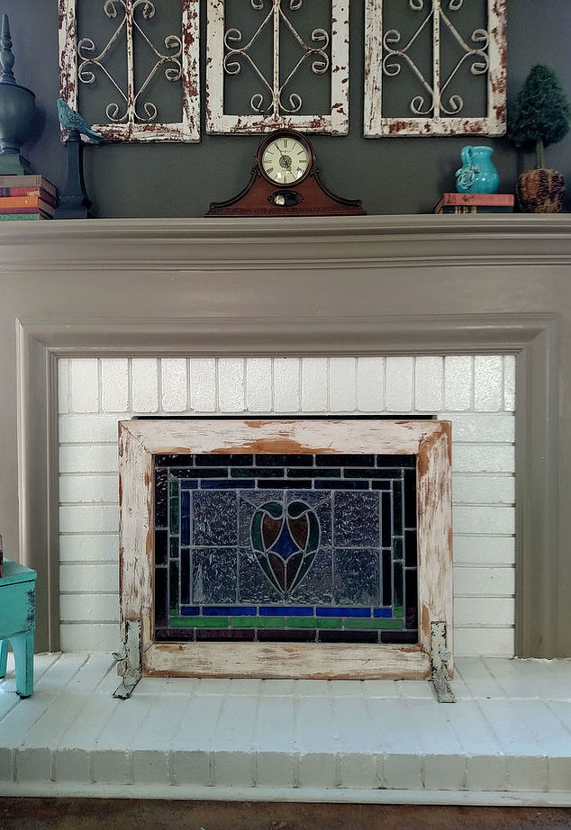 DIY stained glass window fireplace screen (via www.hometalk.com)