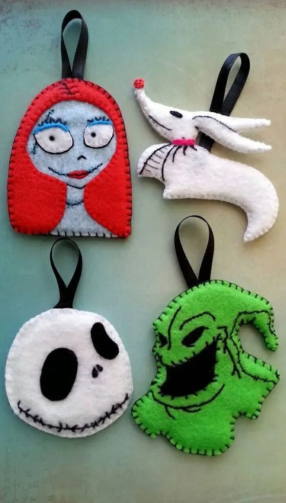 lovely felt Halloween ornaments inspired by Tim Burton films are a fun and cool idea, and you can DIY them