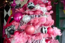 05 a bold pink tree with white, black and pink ornaments and bold garlands