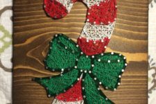 07 a candy can Christmas string art in red, green and white
