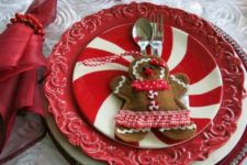 15 gingerbread cookie utensil pocket for a cute touch to the table setting