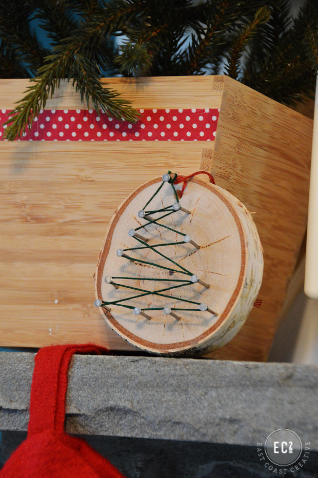 DIY string art Christmas ornaments (via www.theshabbycreekcottage.com)