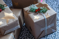DIY kraft paper with gold stars wrapping paper
