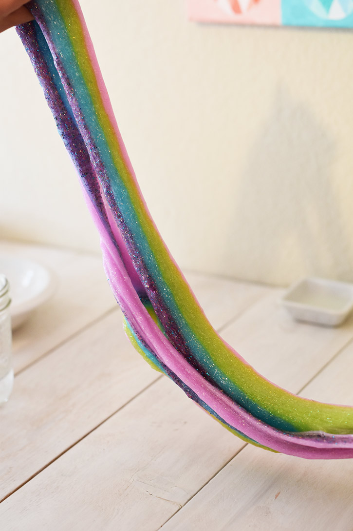 DIY glitter rainbow slime (via diyprojectsforteens.com)