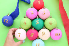 DIY paper balls with surprises calendar