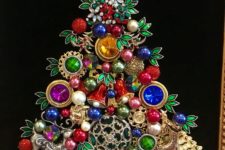 03 a chic colorful jewelry Christmas tree in bold shades of all kinds