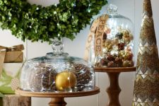 04 cloches with various ornaments and LEDs are always a great idea for holiday decor