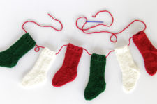 DIY mini Christmas stocking garland
