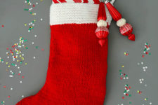 DIY flat knit Christmas stocking in red and white