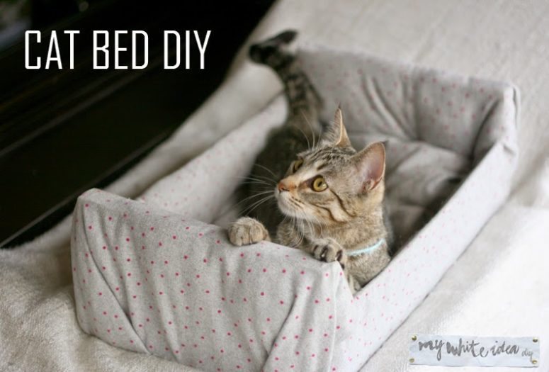 DIY covered crate cat bed (via www.mywhiteideadiy.com.es)