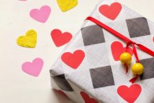 DIY Valentine’s Day wrapping paper