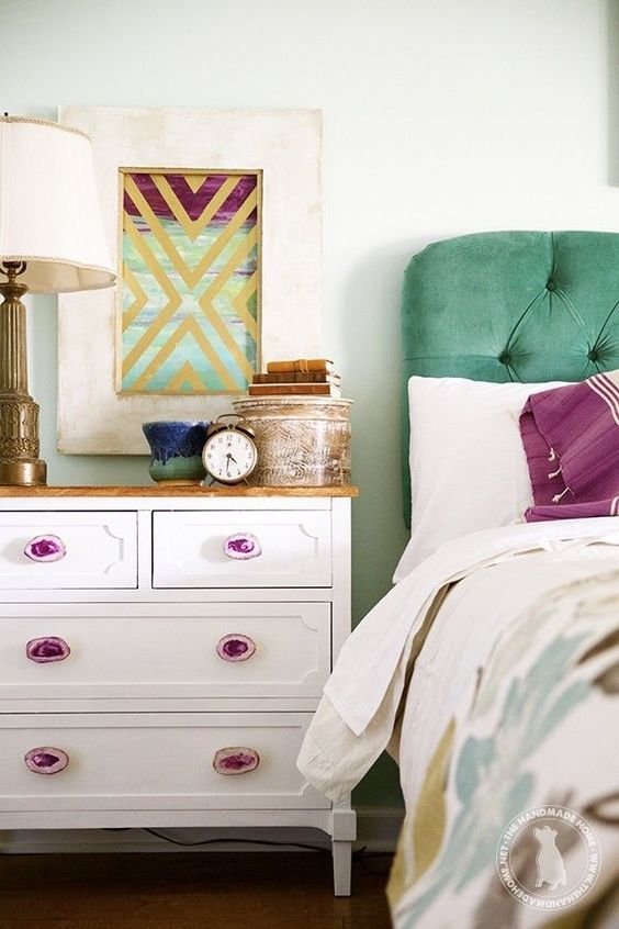 agate slice and crystal drawer pulls will add a colorful touch and an edgy feel