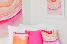 15 bold agate bedding and an artwork that matches will make your bedroom burst with color