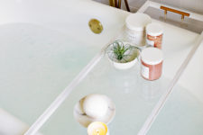DIY lucite bathtub caddy or tray