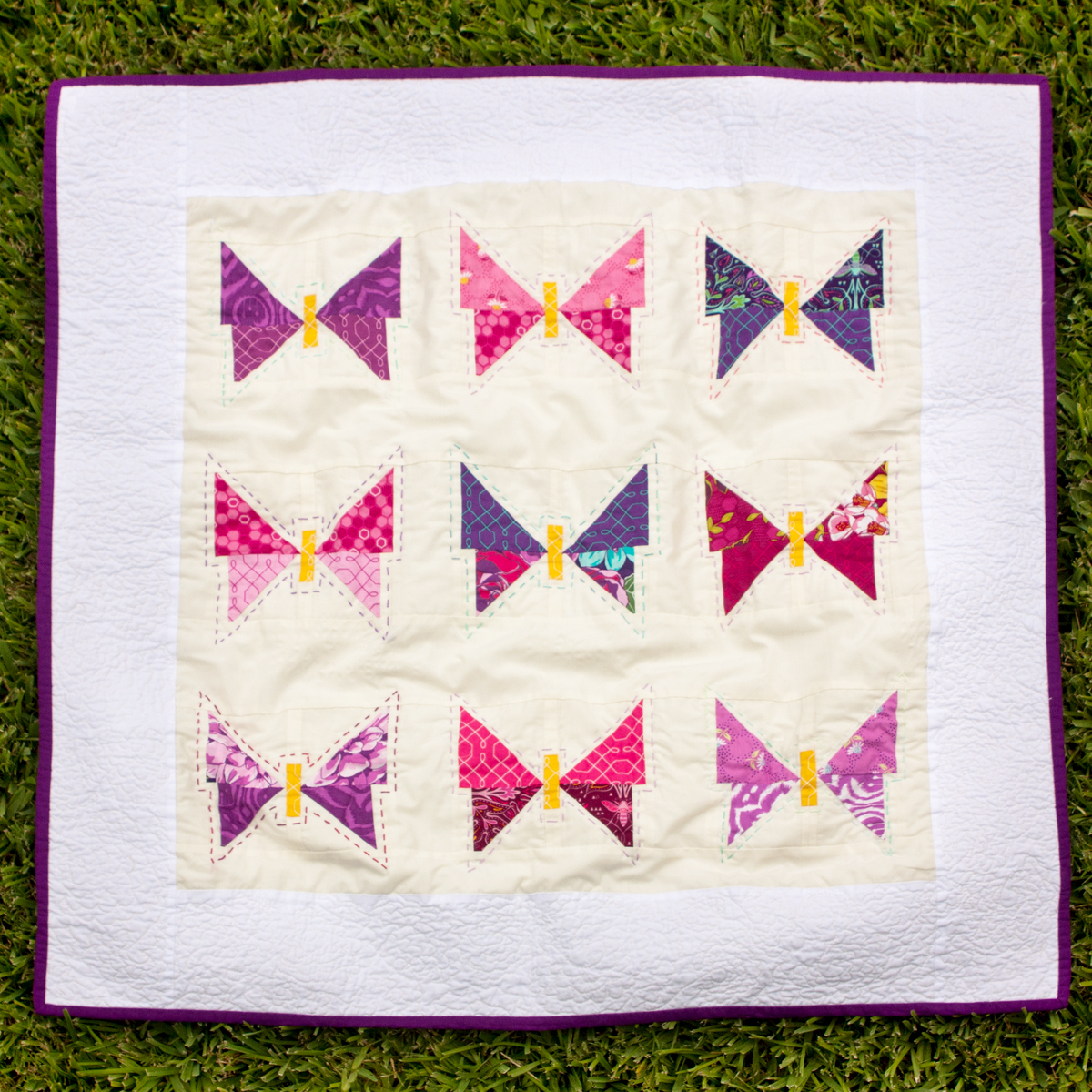 DIY butterfly quilted blanket (via www.iamlunasol.com)