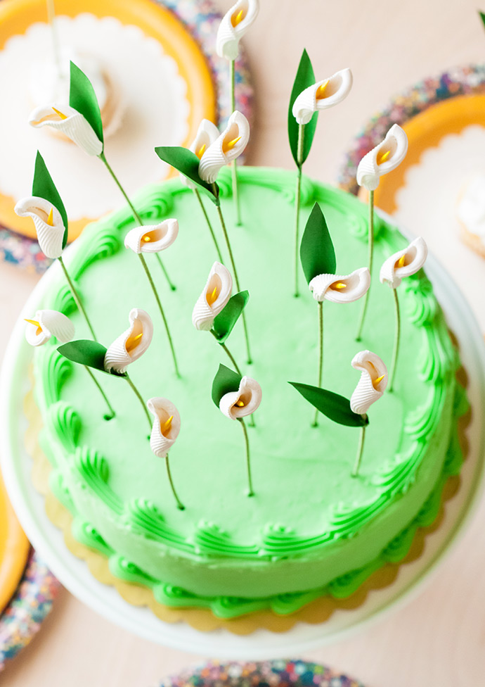DIY pasta noodle cupcake and cake toppers for Easter and spring (via www.handmadecharlotte.com)