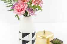 DIY porcelain jug and black geometric pattern vases