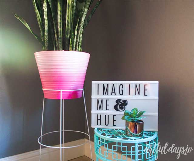 DIY ombre pink textural planter and a plant stand (via artfuldays.io)