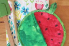 DIY watermelon potholder of bright fabric