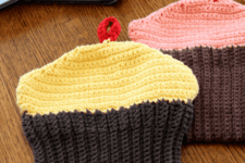 DIY crocheted cupcake potholders