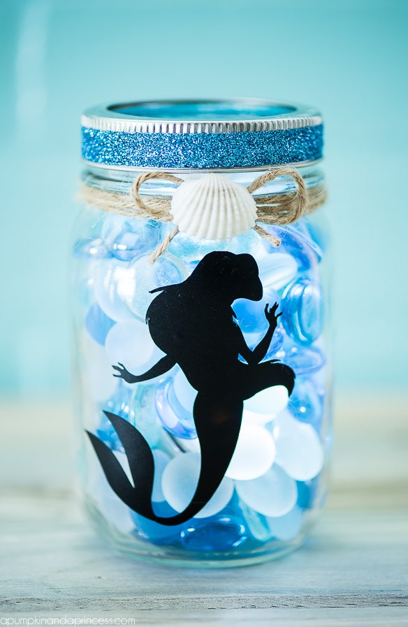 DIY little mermaid mason jar lantern (via apumpkinandaprincess.com)