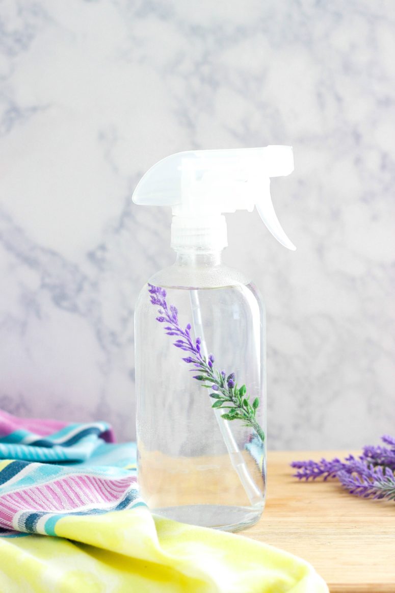 DIY grapefruit and lavender room sprays (via www.purelykatie.com)