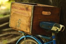 DIY bike crate of a vintage wine box