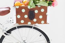 DIY polka dot bike crate of a wooden box