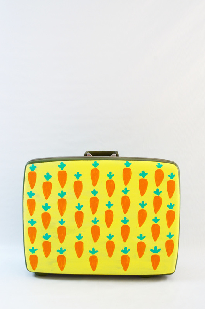 DIY suitcase with painted carrots (via www.awaltzthroughdisney.com)