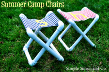 DIY summer camp stools of pipes and bright fabric