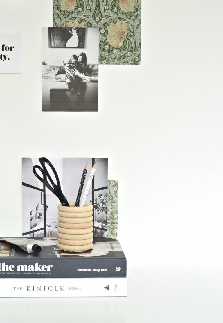 DIY pencil holder of wooden rings (via yourdiyfamily.com)