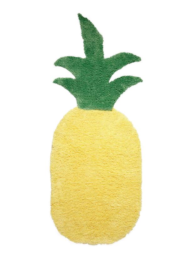whimsy DIY pineapple shaped bathroom mat